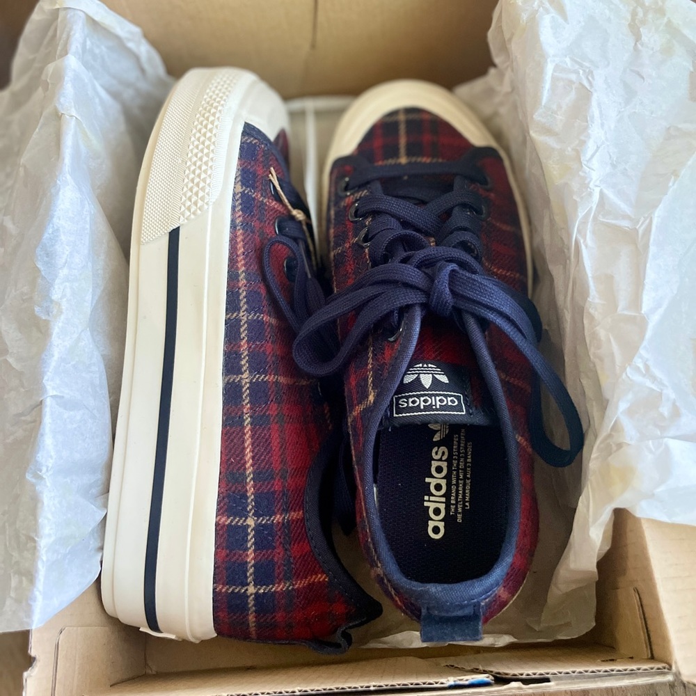 NEW Adidas Nizza RF Platform Shoes - Women's 6